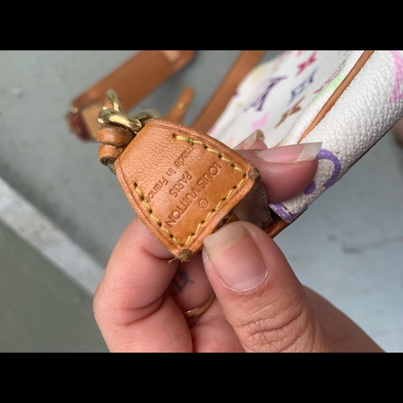 Luis Vuitton multi color pochette - Picture 12 of 16